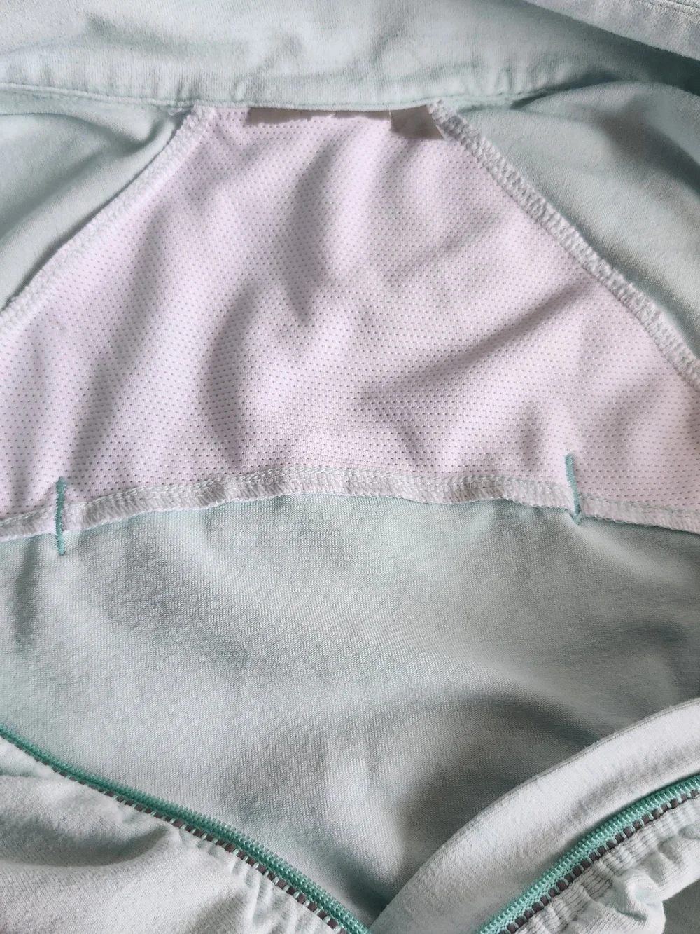 Light Mint Half-Zip Hooded Pullover with Kangaroo Pocket Light G. Medium No Tag